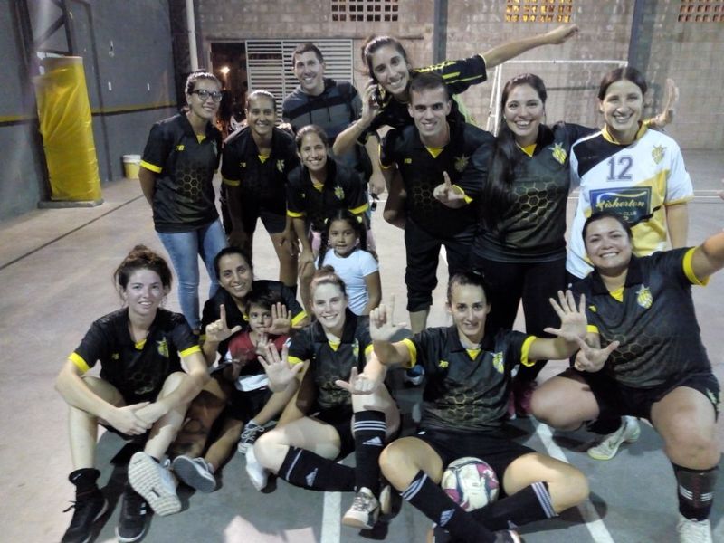 Las chicas de Suderland disfrutan de su gran presente. En la fecha 3 golearon a Parquefield.