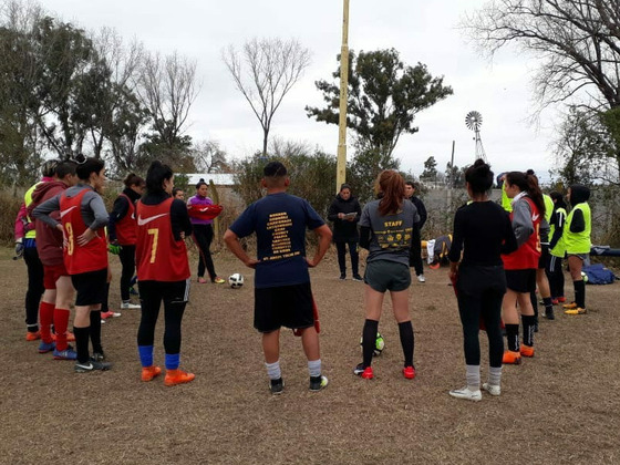 La Selección de Fútbol Femenino de la Rosarina tendrá ahora una semana más de trabajo.