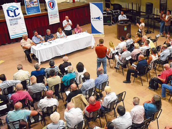 La importante reuni&oacute;n convocada por AREDA, cont&oacute; con la presencia de muchas autoridades.