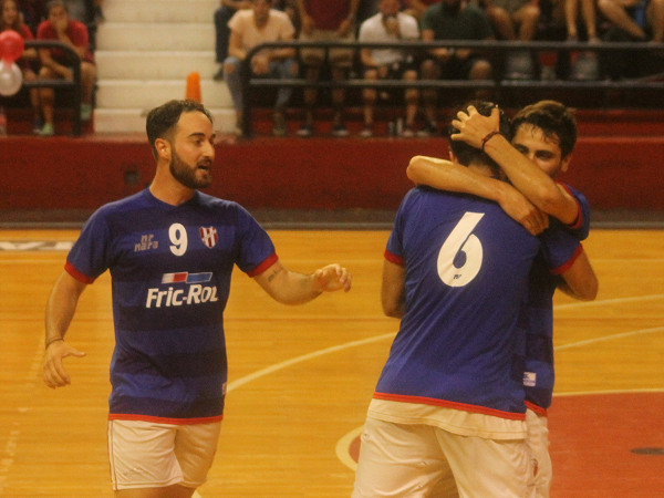 Americana estuvo siempre arriba en el marcador ante Aurora. Foto: Cunadelfutsal.com.