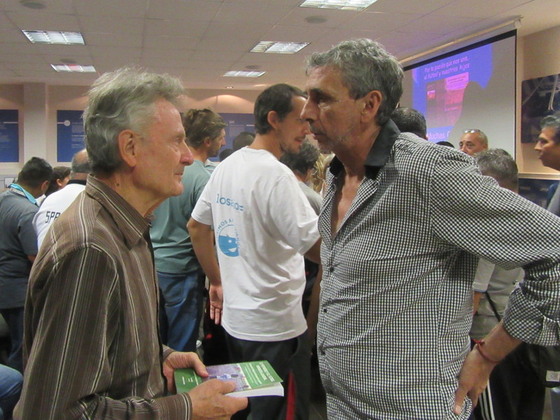 Raúl Belén en charla con Marcelo Pagani. Dos ex futbolistas con una rica historia a cuestas.