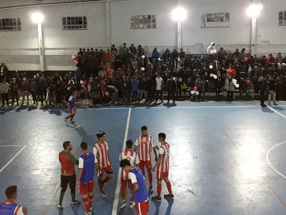 Una multitud viajó hasta Gerli, Buenos Aires, para alentar a Federal. Foto: Cuna del futsal.