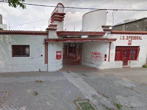 La fachada de la histórica institución de Zeballos al 4600. Imagen: Google Street View.