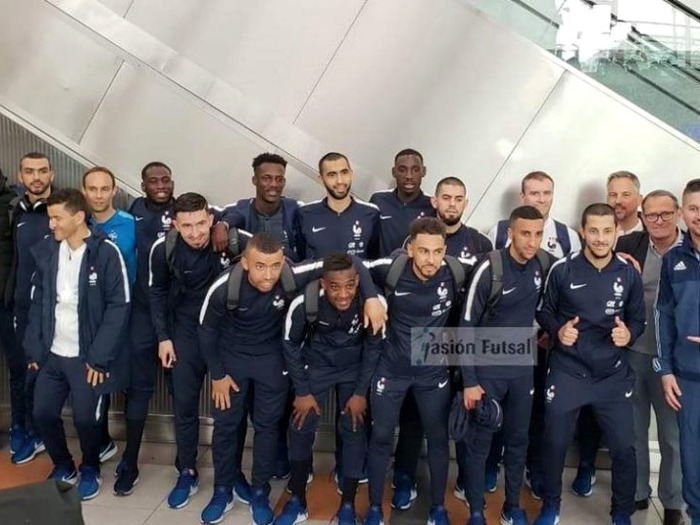 La Selección francesa de Futsal, apenas arribada a nuestro país. Foto: Pasión Futsal.