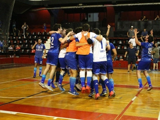 Náutico superó a Central por penales y se metió entre los cuatro mejores de la Primera División. Fotografía: Milagros Oliver (Cuna del Futsal).