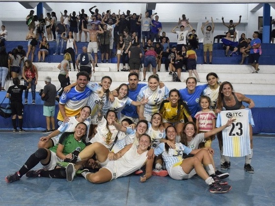 Horizonte se qued&oacute; con el campeonato 2021 de la Asociaci&oacute;n Rosarina de F&uacute;tbol. Fotograf&iacute;a gentileza de Fernando Aquino (Cuna del Futsal).