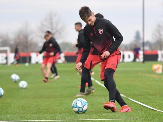 Brian Aguirre, promesa leprosa que integra la lista del Sub 20. Fotografía gentileza de @Newells en Twitter