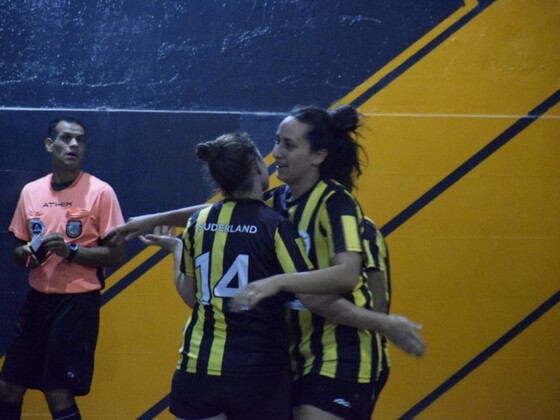 Suderland gan&oacute; un importante duelo contre Marista en el Femenino B. Fotograf&iacute;a gentileza de Fernando Aquino (Cuna Del Futsal)