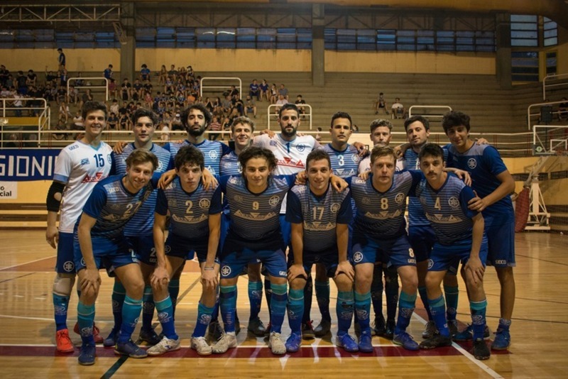 USAR ganó y se metió en la pelea en Primera División. Fotografía gentileza de Agustina Donati (Cuna Del Futsal).