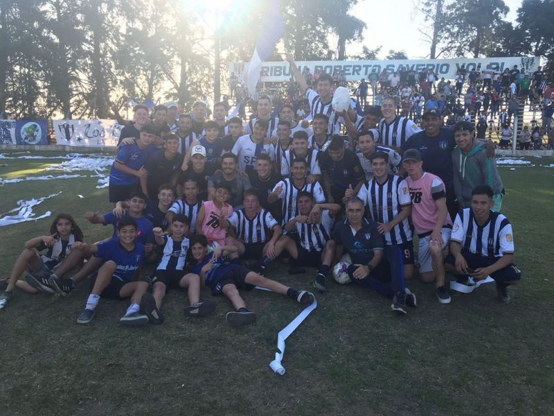Sportivo regresa a primera en el año de su centenario.