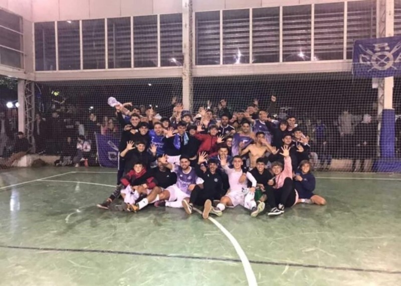 Remeros dio el batacazo y derrotó a Jockey. Fotografía: Remeros