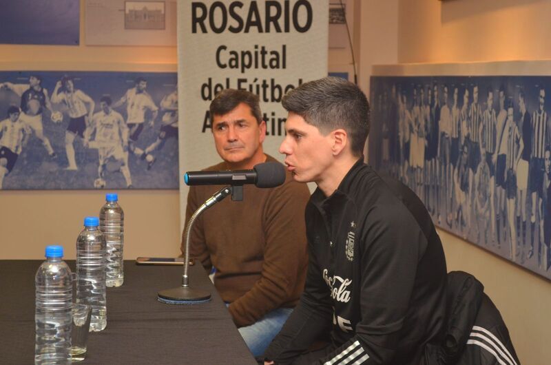 El entrenador de la Selección Argentina de futsal ya visitó la ARF. Fue en 2022 cuando compartió sus experiencias junto a los clubes de nuestra liga.