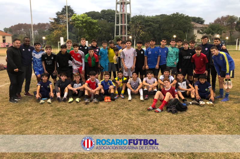 Los 36 convocados se dieron cita en el Predio de ARF para este primer entrenamiento.