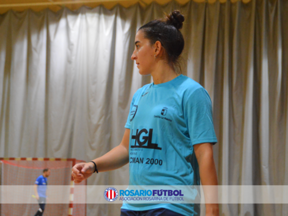 La deportista surgida en Uni&oacute;n Americana fue la primera rosarina en jugar futsal en Europa. Fotograf&iacute;a gentileza Comunicaci&oacute;n C.D. Salesianos Puertollano.