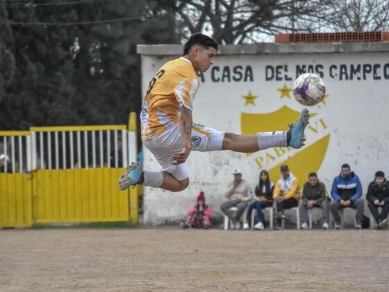 Pablo VI consigui&oacute; un gran triunfo ante Provincial en la A.