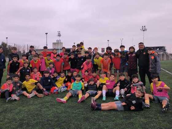 El &uacute;ltimo entrenamiento de la Selecci&oacute;n Rosarina, concretaron un amistoso con ADIUR.