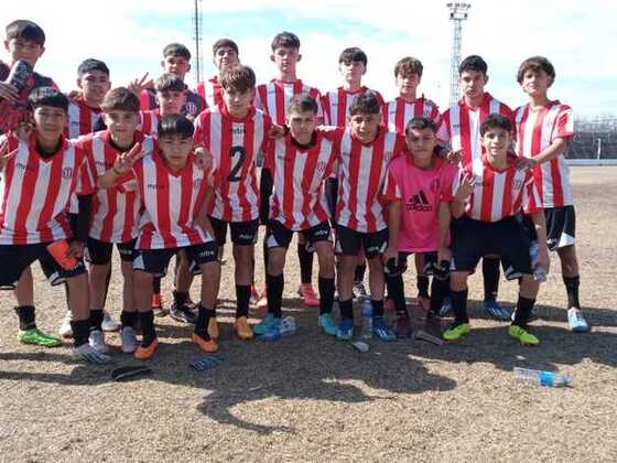 La Sub-13 tras su goleada más categórica: 8-0 vs. Liga Verense.