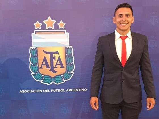 Maldonado arrancó con apenas 17 años en el referato.