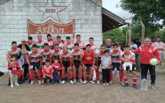 Los campeones de la Copa Fernando Garat 2024.