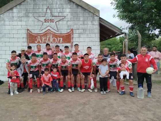 Los campeones de la Copa Fernando Garat 2024.