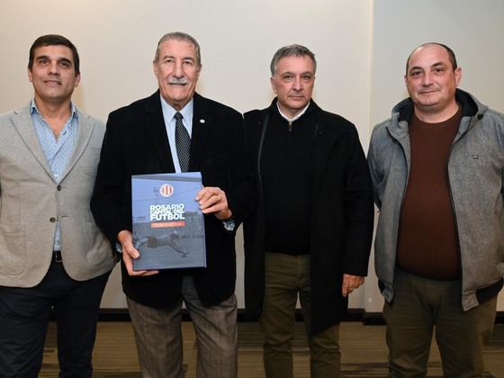 En un cálido emotivo evento, se presentó el libro de la ARF.