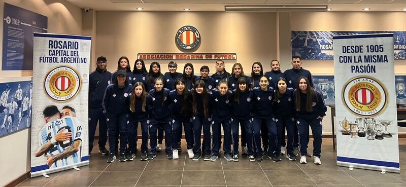 Esta mañana, desde la sede de ARF, la delegación partió rumbo a Santa Fe.