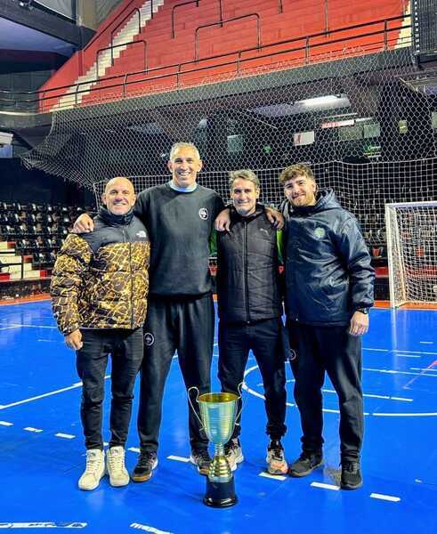 Parte del cuerpo técnico que también dirige al multicampeón Horizonte.