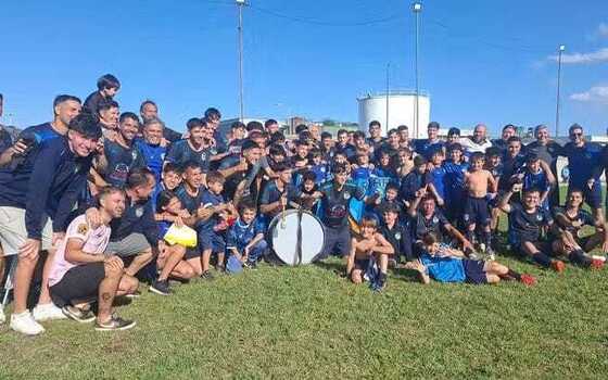 Una campaña arrasadora devolvió a Bancario a la B luego de una temporada.