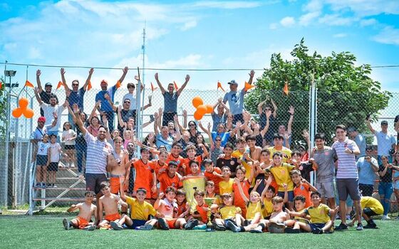 ADIUR festej&oacute; en pred&eacute;cima.